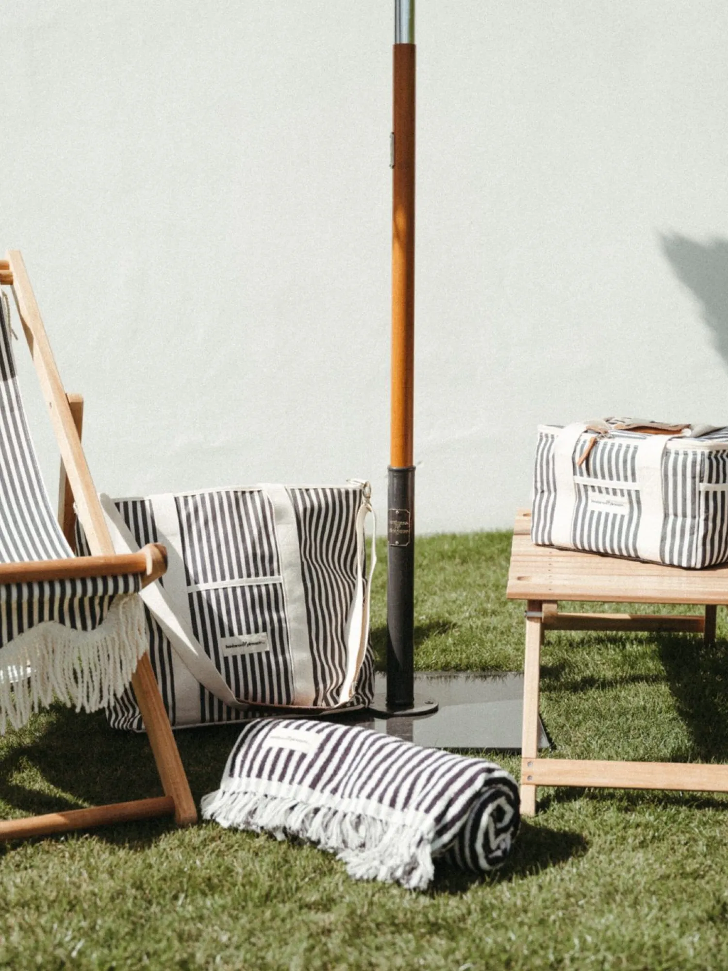 The Classic Base - 55 Lbs - Vintage Black^Business & Pleasure Co. Online