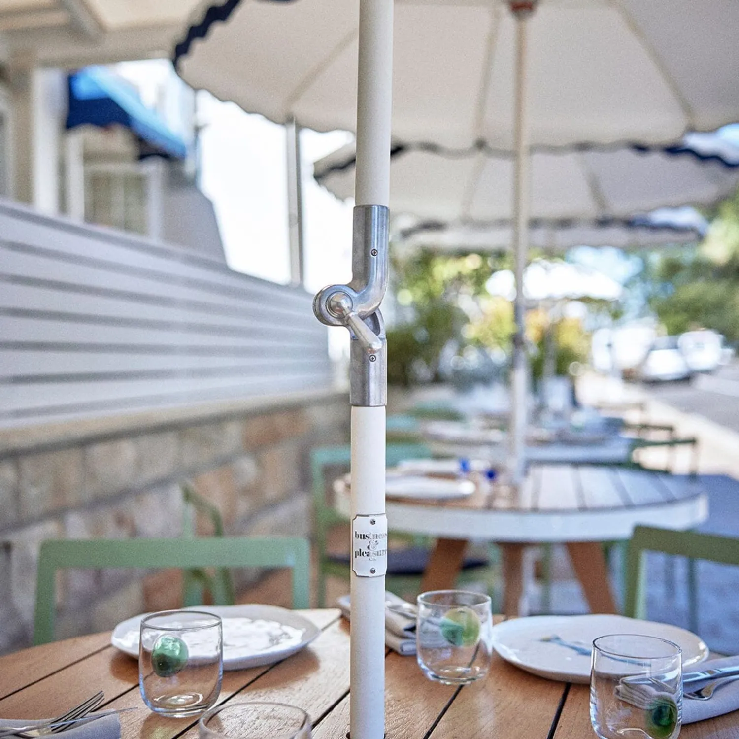 The Club Umbrella - Rivie White^Business & Pleasure Co. Hot