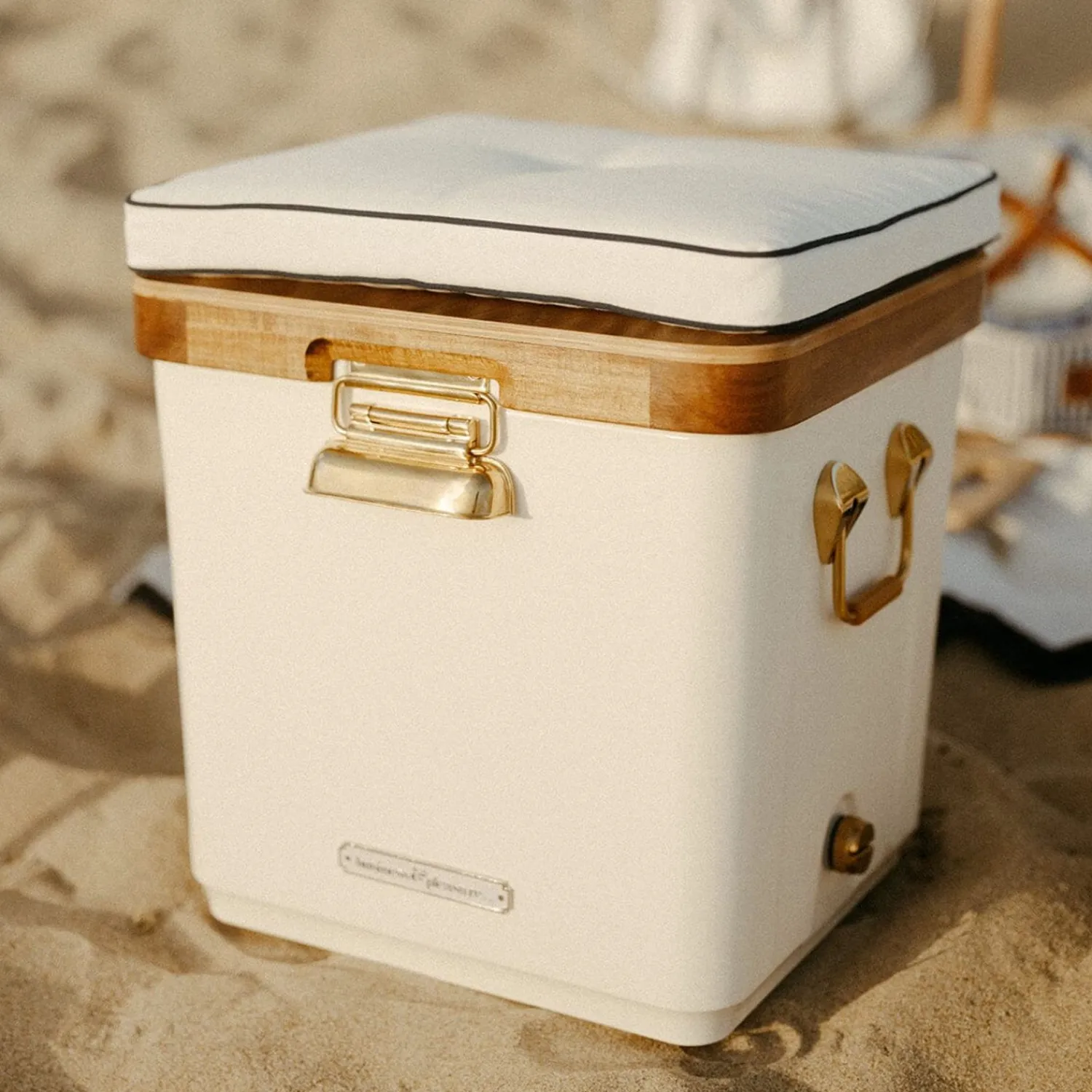 The Hemingway Cooler - Antique White - 35 Quarts^Business & Pleasure Co. Sale