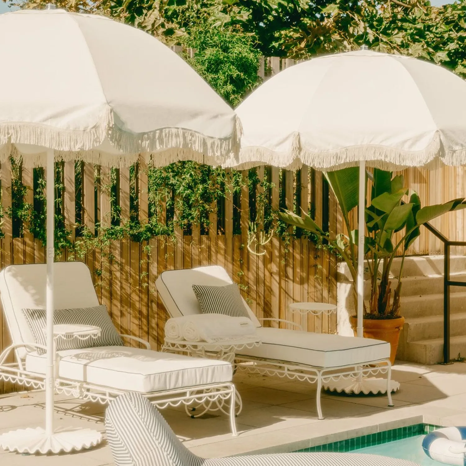 The Patio Umbrella - Antique White^Business & Pleasure Co. Hot